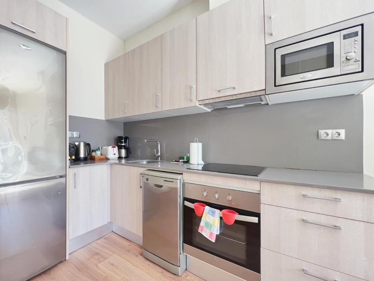 Stay U-Nique Apartments Fontanella Barcelona Ngoại thất bức ảnh